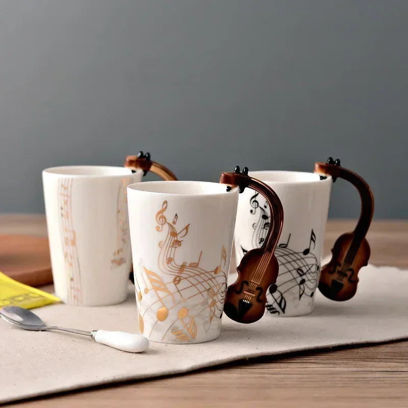 Taza de cerámica de 240 ml con asa en forma de instrumento musical, para café, té o leche, en diseños de guitarra, violín, piano o nota musical