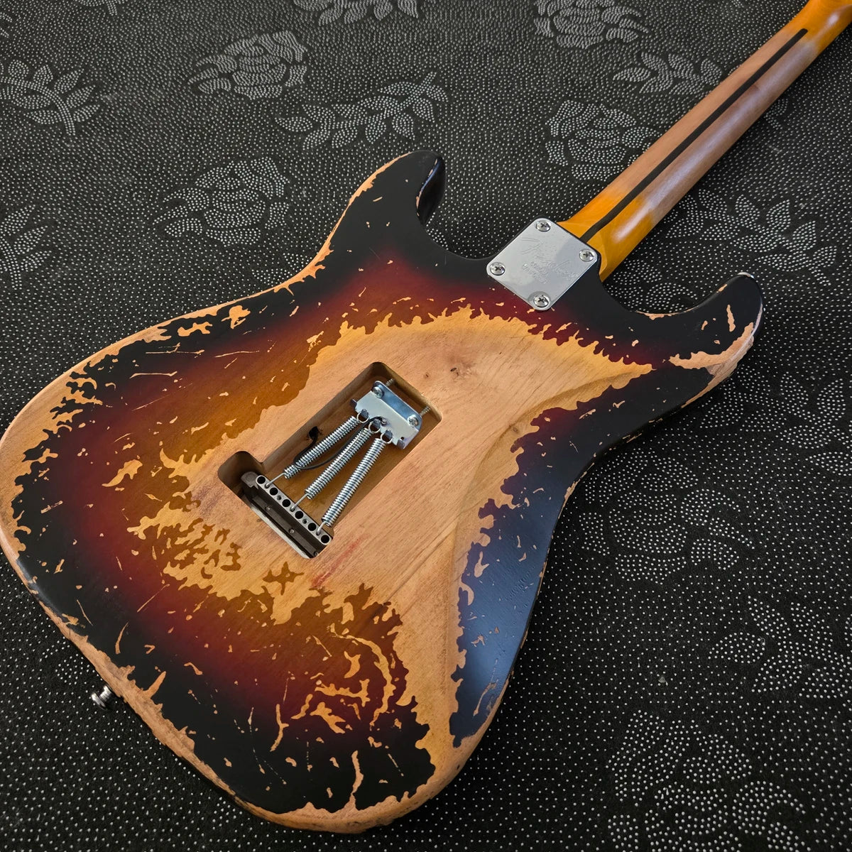Guitarra eléctrica de 6 cuerdas estilo Strat, color Sunset vintage, cuerpo de aliso y mástil de arce, 39 pulgadas